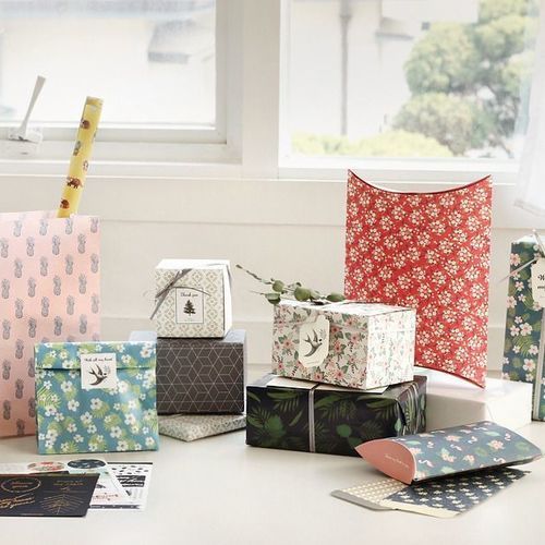 Iconic Pattern Pillow Box - Image 37