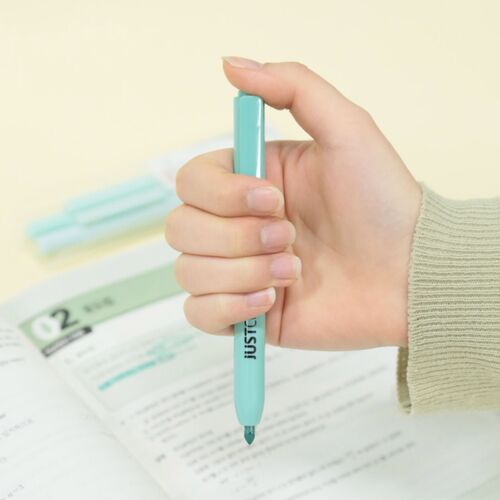 Natural Retractable Highlighter - Image 7